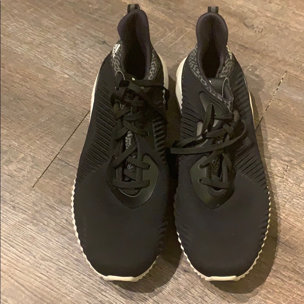 Black alpha bounce adidas
